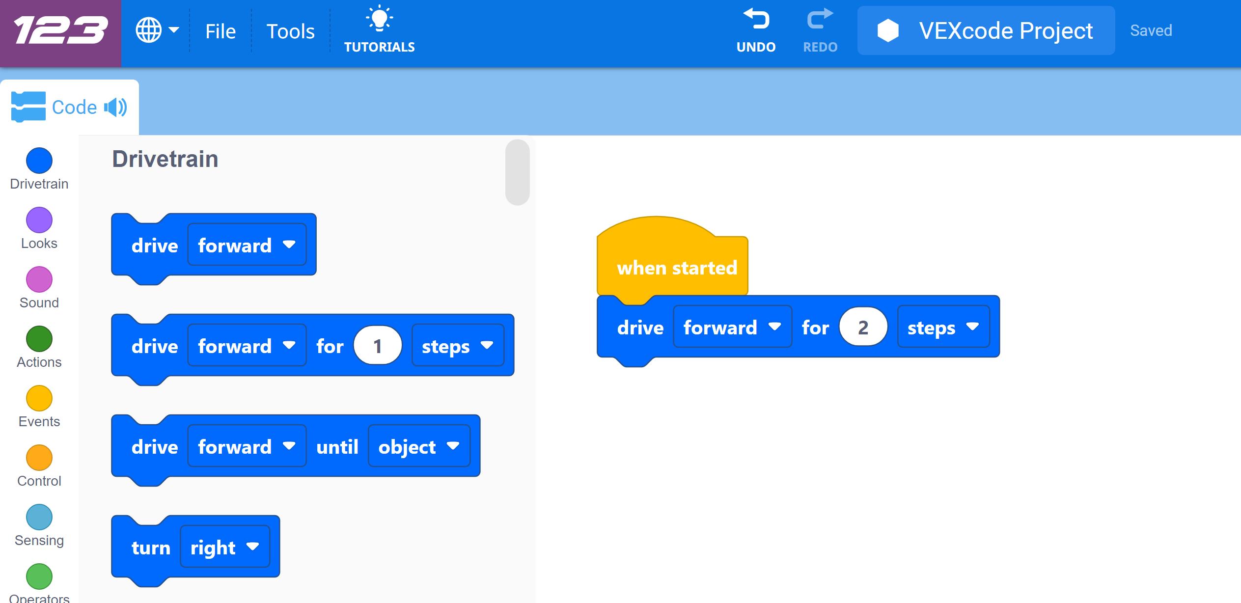 VEXcode 123 avec un projet Blocks précédemment enregistré ouvert avec succès.