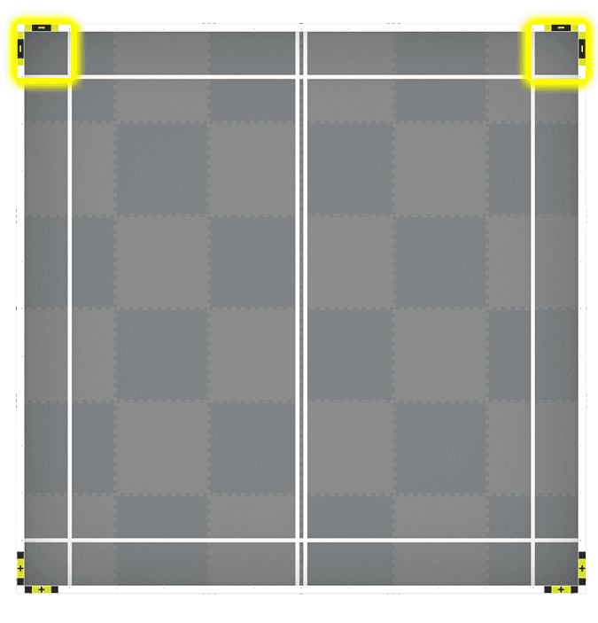 Diagrama de un robot de competición VEX V5 que muestra sus componentes y estructura, ilustrando cómo se integran varias piezas para un rendimiento óptimo en competiciones de robótica.