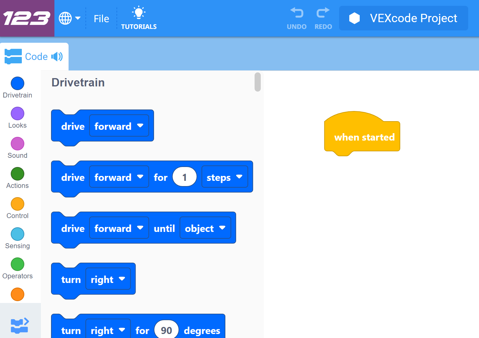 تم تثبيت VEXcode 123 وفتحه على نظام MacOS.