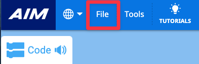 Die obere linke Seite der VEXcode AIM-Symbolleiste, auf der die Option „Datei“ hervorgehoben ist, zeigt an, was auszuwählen ist.