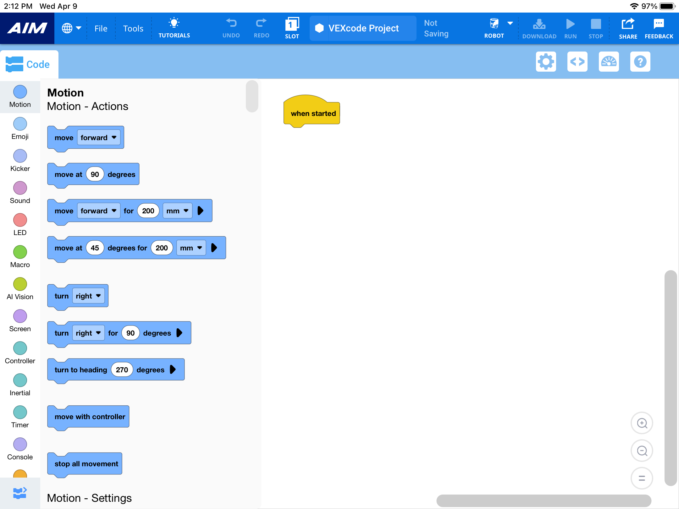 L'interface VEXcode AIM sur une tablette montrant le tiroir Motion ouvert avec divers blocs de mouvement répertoriés.