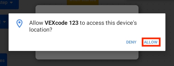 Android 기기에서 'VEXcode 123이 이 기기의 위치에 액세스하도록 허용하시겠습니까?'라는 위치 권한 요청이 표시됩니다. 아래의 허용 버튼이 강조 표시되어 있습니다.