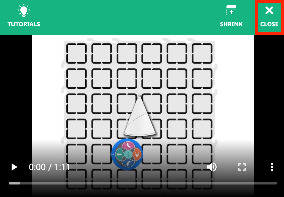 Darba sākšanas apmācības video ir atvērts, un augšējā labajā stūrī ir iezīmēta ikona Aizvērt.