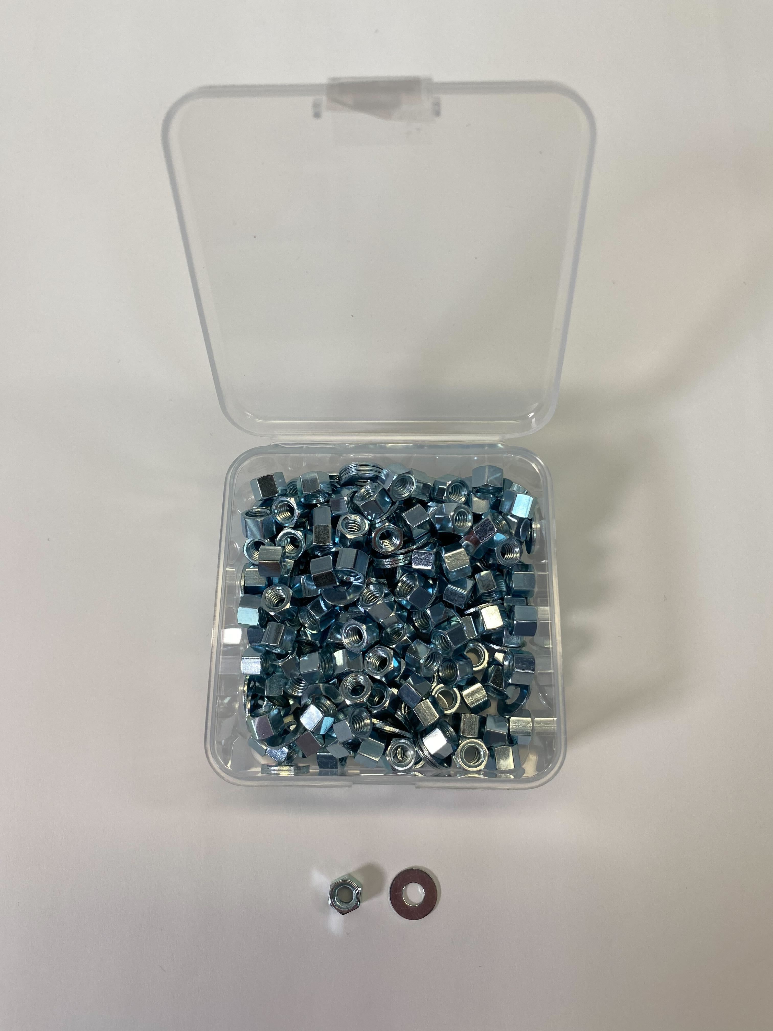 Caixa de joias com porcas e anilhas extra.