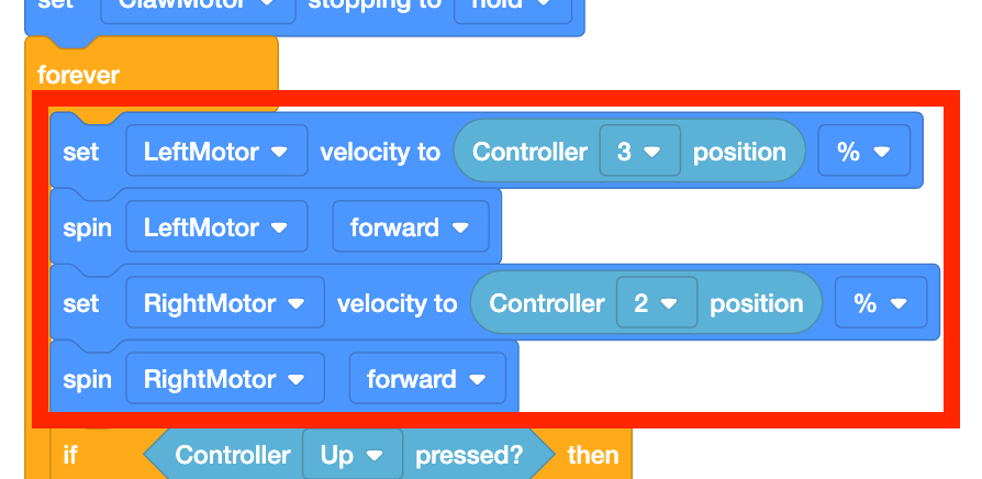 Primer plano de la pila de bloques en el proyecto VEXcode EXP de la Opción 2. Cuatro bloques se resaltan dentro del bucle Forever de la pila. Leen Forever, establecen la velocidad del motor izquierdo en Controller 3 position %, hacen girar el motor izquierdo hacia adelante, establecen la velocidad del motor derecho en Controller 2 position % y hacen girar el motor derecho hacia adelante.