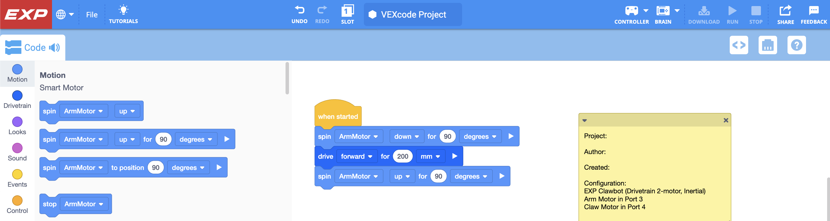 작업 공간에서 Clawbot Drivetrain 2 모터 템플릿 예제 프로젝트가 포함된 VEXcode EXP가 열렸습니다. 사용자는 Arm Motor를 제어하기 위해 프로젝트에 몇 가지 블록을 추가했습니다.
