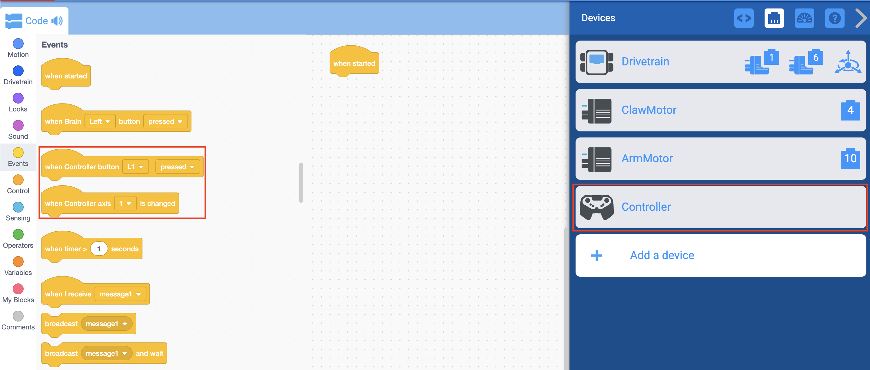 Menu Dispositivi VEXcode EXP con evidenziato il Controller aggiunto in precedenza. Viene mostrata anche la casella degli strumenti Blocchi e sono evidenziati due blocchi Evento specifici del controller.