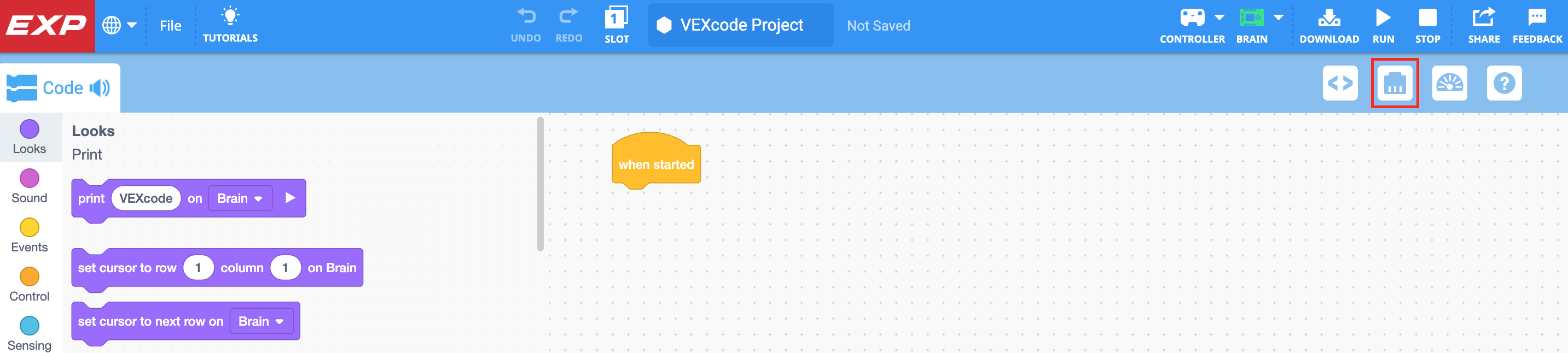 Bilah Alat VEXcode EXP dengan ikon Perangkat disorot di antara ikon Penampil Kode dan Konsol Cetak.