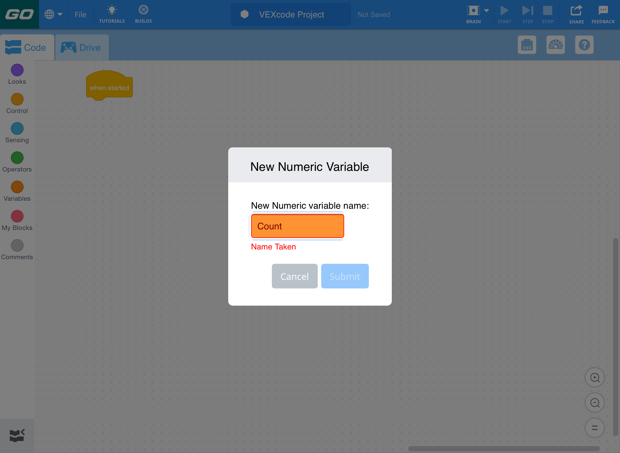 Przykład użytkownika tworzącego zmienną o nazwie, która jest już zajęta przez inną zmienną. Wyświetla się ostrzeżenie: Imię jest zajęte.
