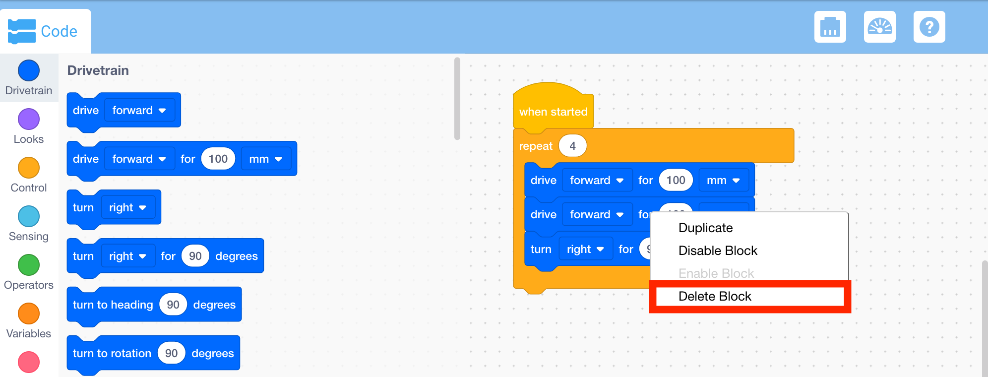 VEXcode GO-werkruimte met het contextmenu van een blok geopend en de optie Blok verwijderen gemarkeerd.