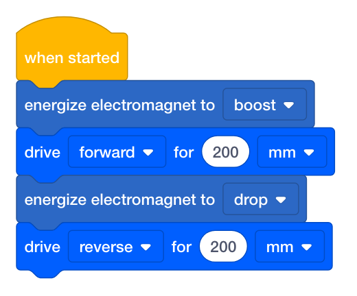 電磁石を使用してディスクを輸送する VEXcode GO ブロック プロジェクト。 このプロジェクトでは、開始時に電磁石を通電して加速し、200 mm 前進し、電磁石を通電して下降し、最後に 200 mm 後進します。