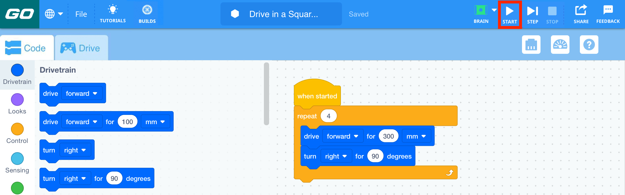 Barre d'outils VEXcode GO avec l'icône Démarrer en surbrillance entre les icônes Cerveau et Étape.