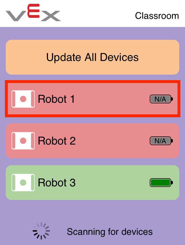 แอป VEX Classroom ที่มี Brains ที่เชื่อมต่อกันสามอันในรายการ มีการเน้น GO Brain ที่ล้าสมัยหนึ่งรายการ ซึ่งระบุว่าสามารถอัปเดตได้โดยการเลือกรายการนั้น