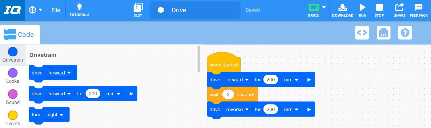 VEXcode IQ con un proyecto de bloques previamente guardado se abrió correctamente en el área de trabajo.