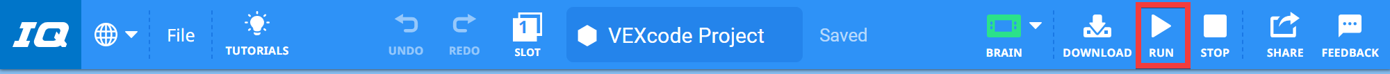VEXcode IQ Araç Çubuğu, İndir ve Durdur simgeleri arasında Çalıştır simgesinin vurgulandığı yerdir.