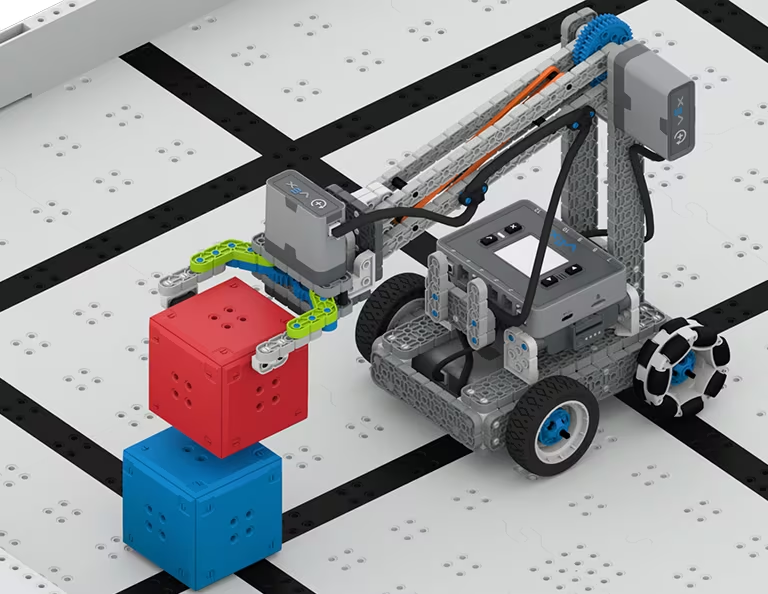 IQ Clawbot construye usando su garra para apilar cuidadosamente cubos de colores.