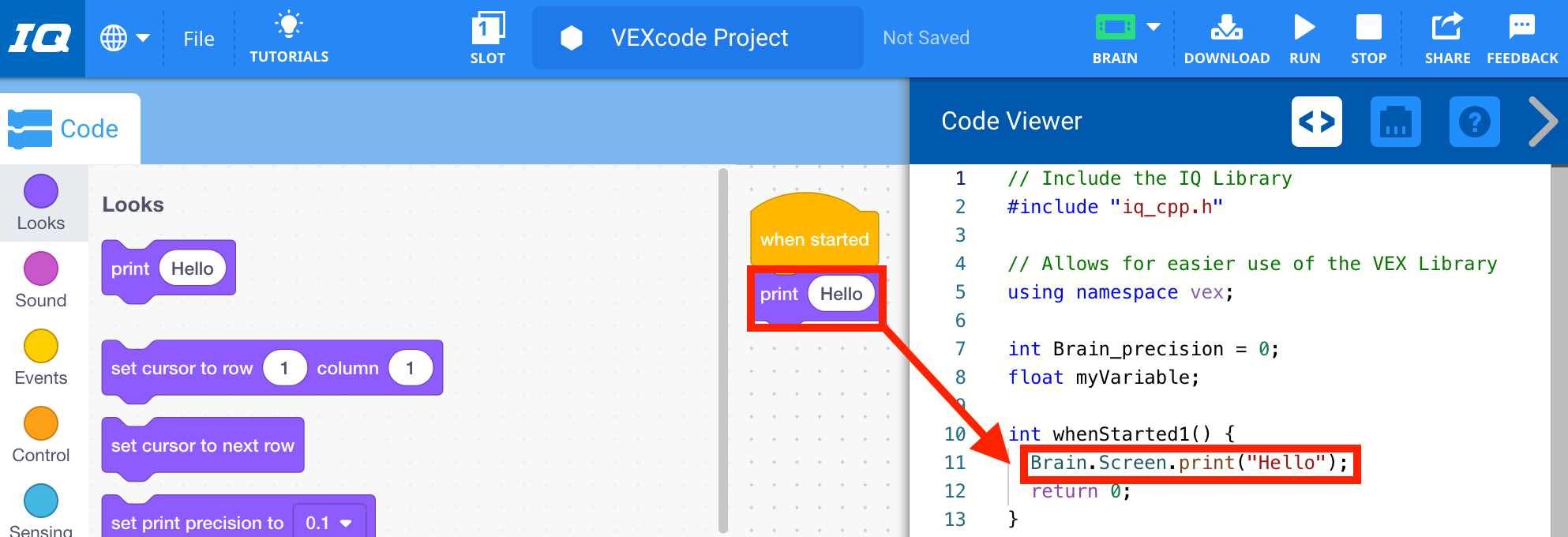 Het menu Code Viewer is geopend en toont een C++-versie van het project. De coderegel die overeenkomt met het Print-blok wordt gemarkeerd en de opdracht luidt Brain.Screen.print(Hello).