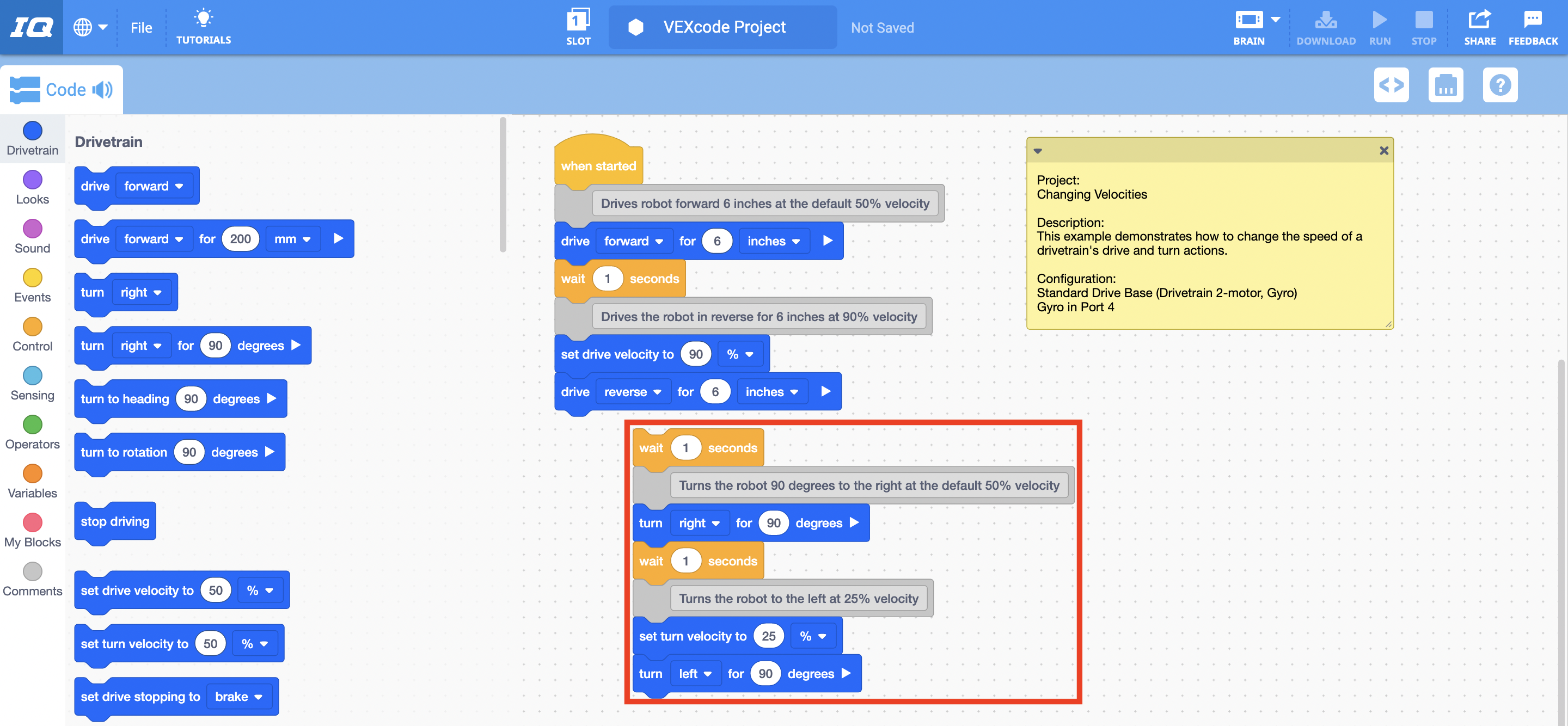 تم فتح مشروع VEXcode IQ مع مثال تغيير السرعات، بما في ذلك وصف المشروع وكود كتلة المشروع. قام المستخدم بتعديل المشروع عن طريق فصل جزء من المكدس، وتم تسليط الضوء على هذا التغيير.