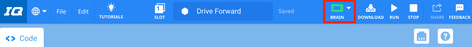 VEXcode IQ Toolbar mit hervorgehobenem grünen Gehirn-Symbol, was darauf hinweist, dass das Gehirn verbunden ist.