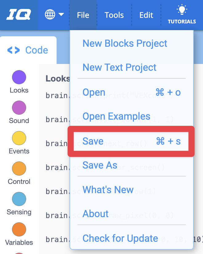 VEXcode IQ ツールバーのファイル メニューが開き、保存オプションが強調表示されています。 「保存」は、メニューの「新しいブロック プロジェクト」、「新しいテキスト プロジェクト」、「開く」、および「例を開く」の下にある 5 番目のオプションです。