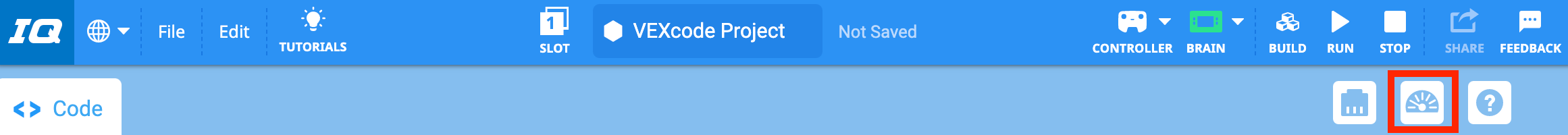 Panel nástrojů VEXcode IQ se zvýrazněnou ikonou konzole pro tisk mezi ikonami Zařízení a Nápověda.