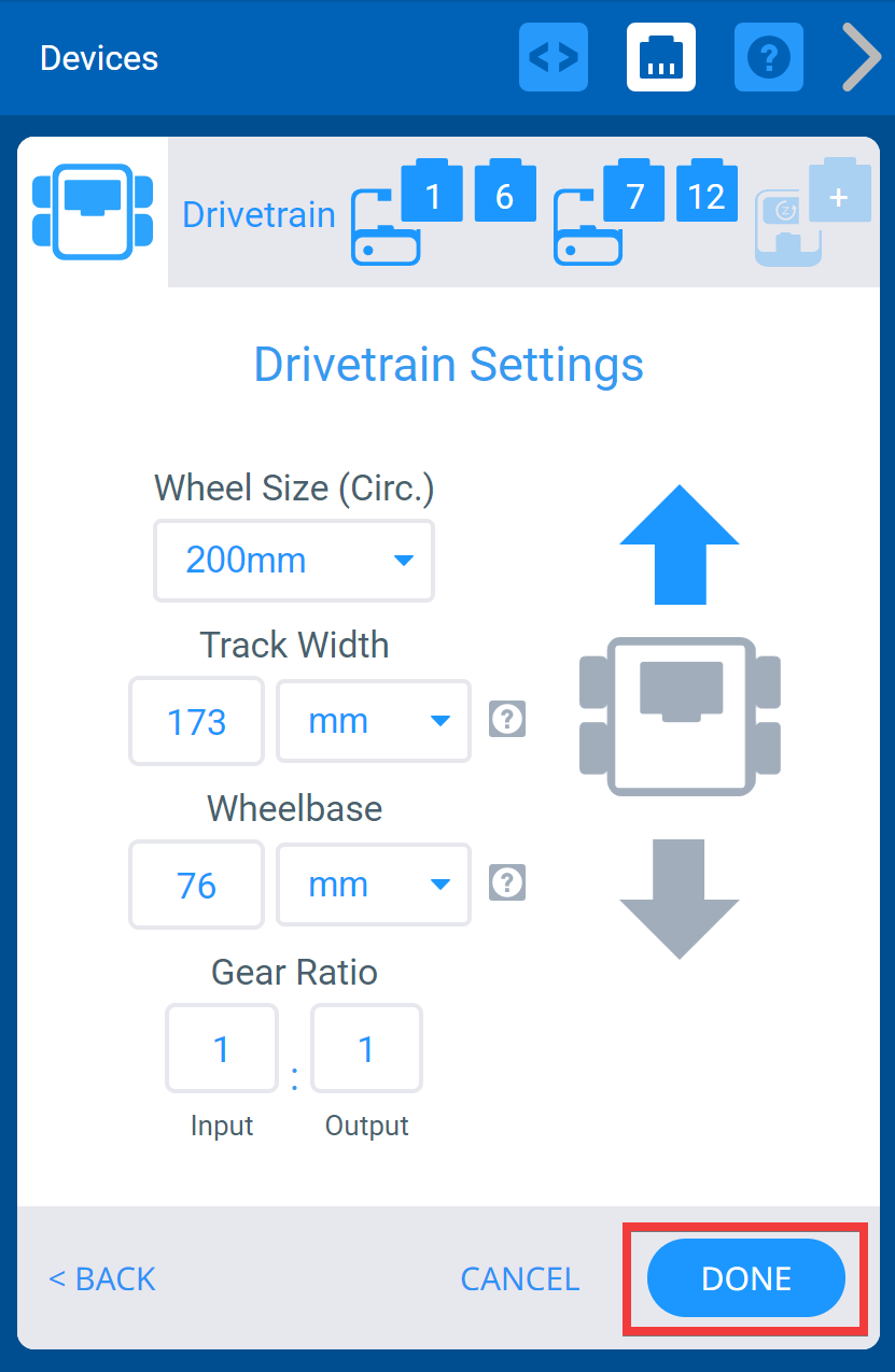 VEXcode IQ құрылғылары мәзірі Drivetrain порттарын таңдағаннан кейін және Drivetrain Settings экранында көрсетілген. Төменде Дайын түймесі бөлектелген.