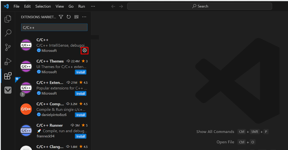 Het zijmenu van VS Code Extensions wordt geopend en de Microsoft C/C++-extensie is geïnstalleerd. Het tandwielpictogram 'Beheren' op de extensie is gemarkeerd.
