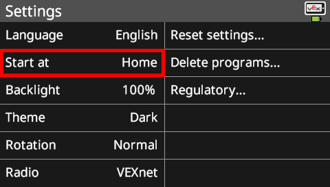 Het Brain-scherm wordt weergegeven in het menu Instellingen, waarbij de optie Starten bij is gemarkeerd. Dit menu bevat veel opties die u kunt aanpassen. De opties in deze schermafbeelding zijn: Taal Engels, Start bij Home, Achtergrondverlichting 100%, Thema Donker, Rotatie Normaal en Radio VEXnet. Aan de rechterkant staan ook systeemopties, zoals Instellingen resetten, Programma's verwijderen en Regelgeving.
