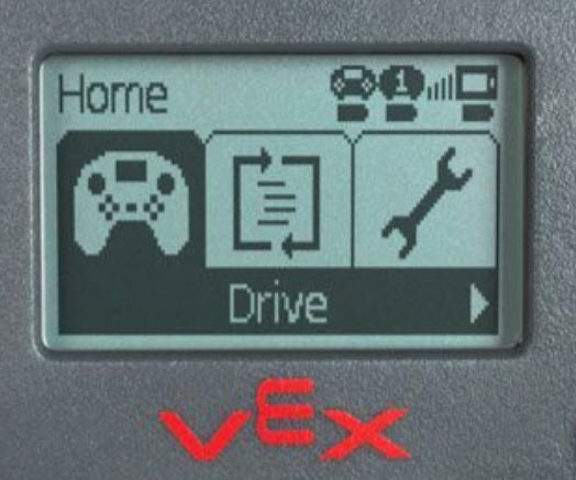 Vista ravvicinata dello schermo LCD del controller V5 che consente di controllare il V5 Robot Brain e di avviare progetti dal controller stesso. Sullo schermo viene visualizzato il menu Home e, sopra, sono presenti delle icone che indicano lo stato di connessione del Controller.