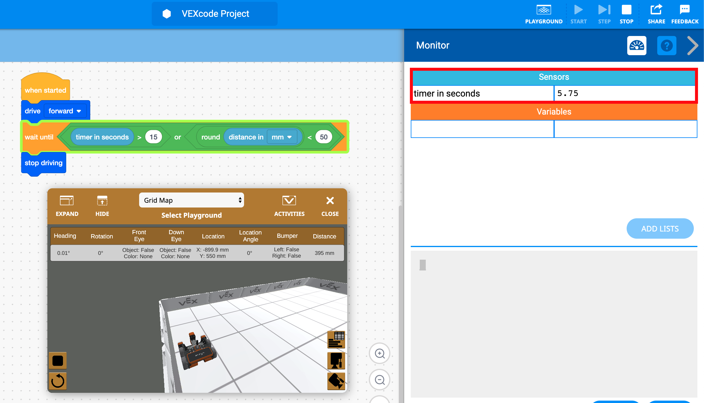 Tangkapan layar antarmuka VEXcode VR yang menunjukkan robot virtual di monitor, mengilustrasikan lingkungan pengkodean berbasis blok yang digunakan untuk mengajarkan konsep pengkodean di kelas.