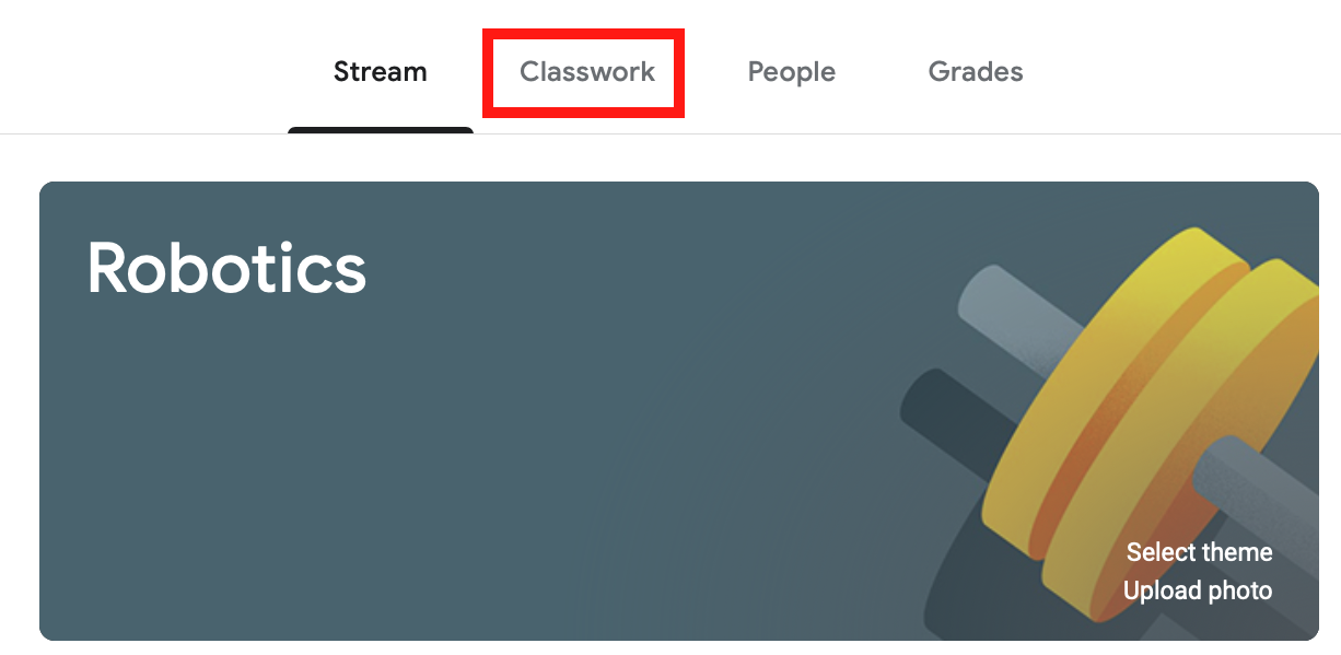Képernyőkép a VEXcode VR interfészéről, amely a „Select Classwork” opciót mutatja, amelyet kódolási fogalmak virtuális roboton keresztüli tanítására terveztek, blokkalapú kódolási környezettel kezdőknek és haladó szövegalapú opciókkal.