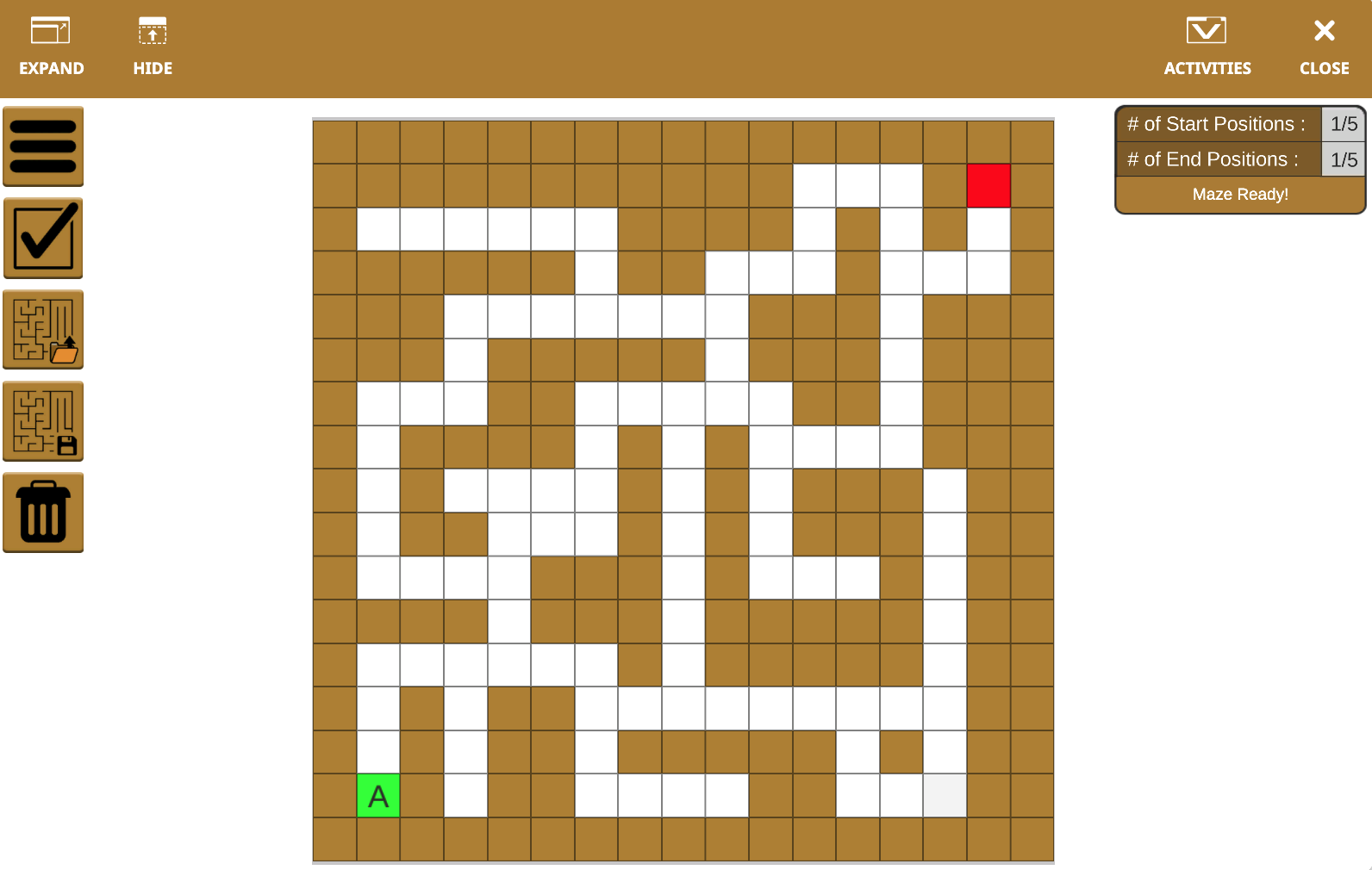 Kuvakaappaus VEXcode VR:n Playground Features -liittymästä, joka esittelee erilaisia ​​koodauslohkoja ja vaihtoehtoja virtuaalisen robotin ohjelmointiin opetusympäristössä.
