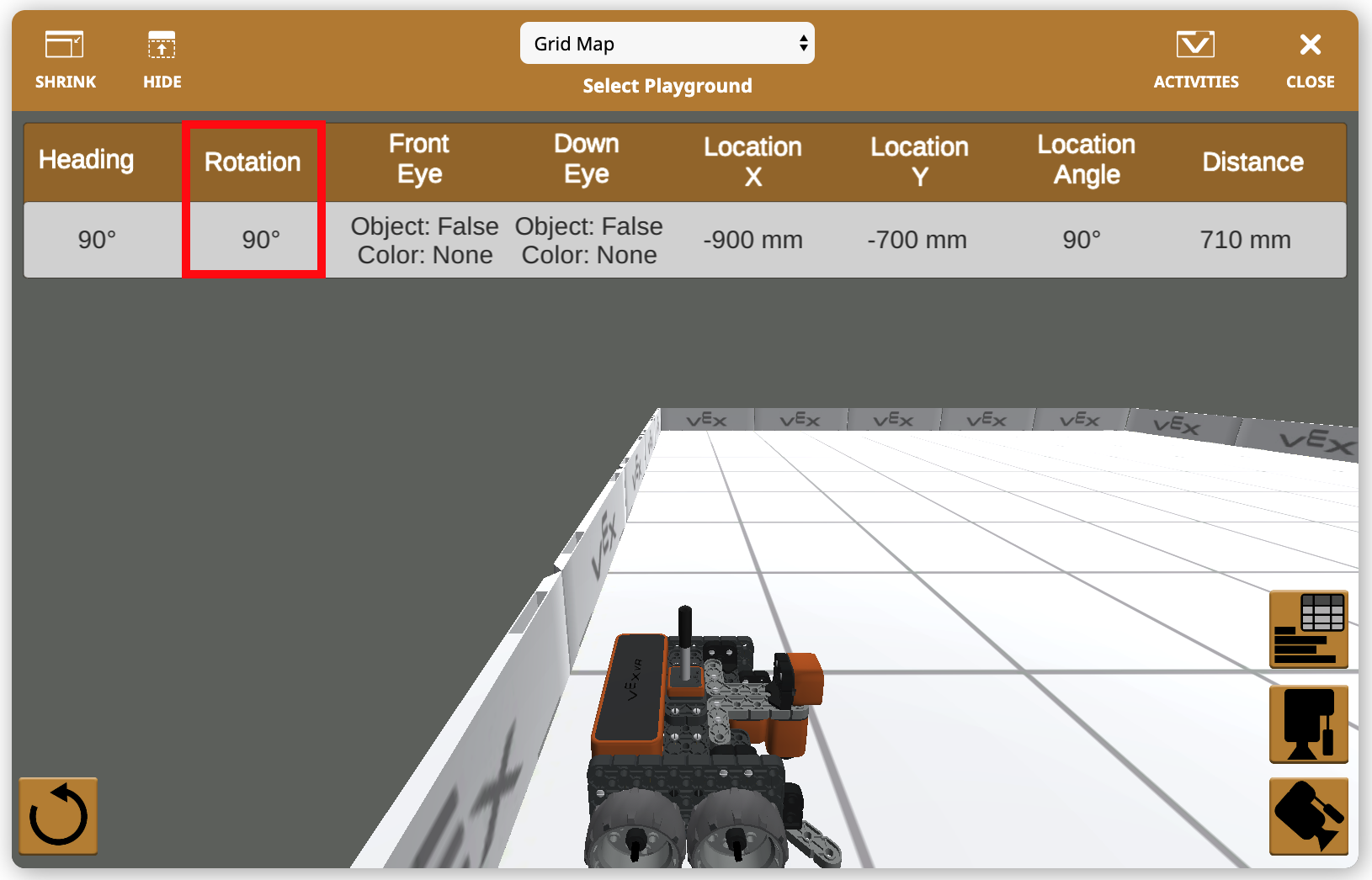 STEM eğitiminde öğrenmeyi kolaylaştırmak için tasarlanan, kodlama blokları ve sanal bir robotu programlamak için simülasyon seçenekleri de dahil olmak üzere çeşitli oyun alanı özelliklerini gösteren VEXcode VR panosunun ekran görüntüsü.