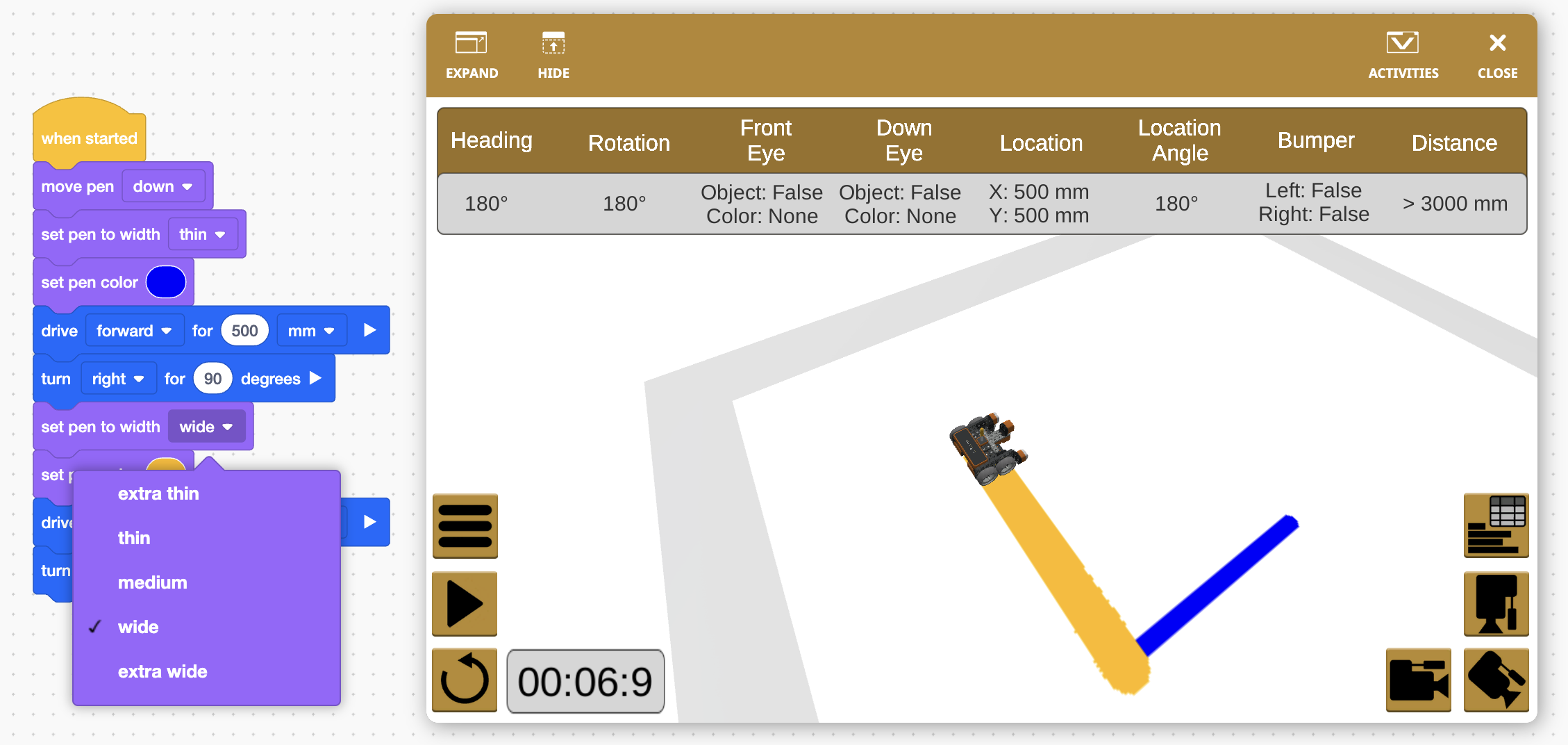 Screenshot dell'interfaccia VR di VEXcode che mostra le caratteristiche del robot, tra cui un modello di robot virtuale, blocchi di codifica e opzioni per la programmazione, progettati per aiutare gli utenti ad apprendere concetti di codifica e principi di robotica.
