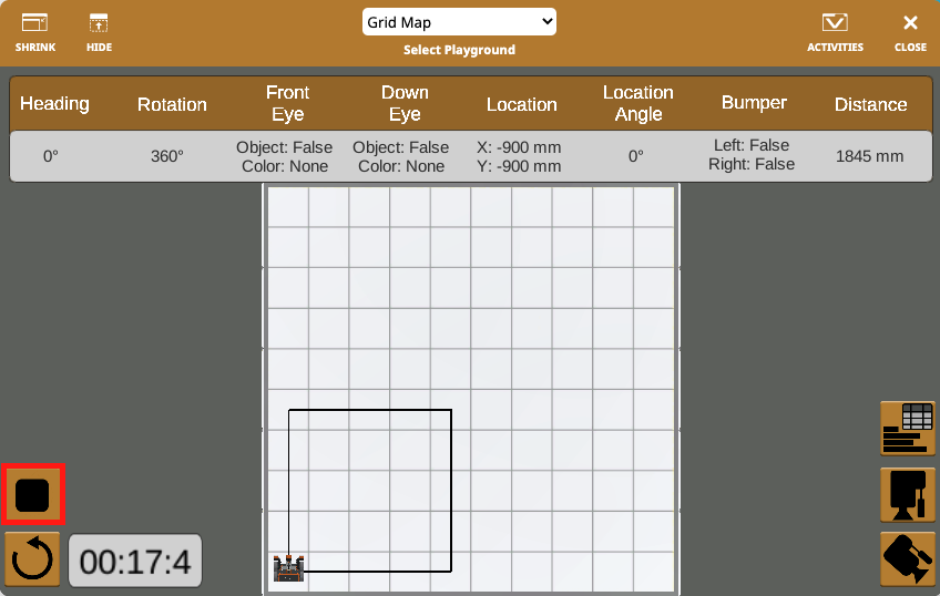 „VEXcode VR“ žaidimų aikštelės funkcijų ekrano kopija, kurioje rodoma vartotojo sąsaja su kodavimo blokais ir virtualus robotas, sukurtas palengvinti mokinių ir pedagogų mokymąsi kodavimo ir robotikos srityse.