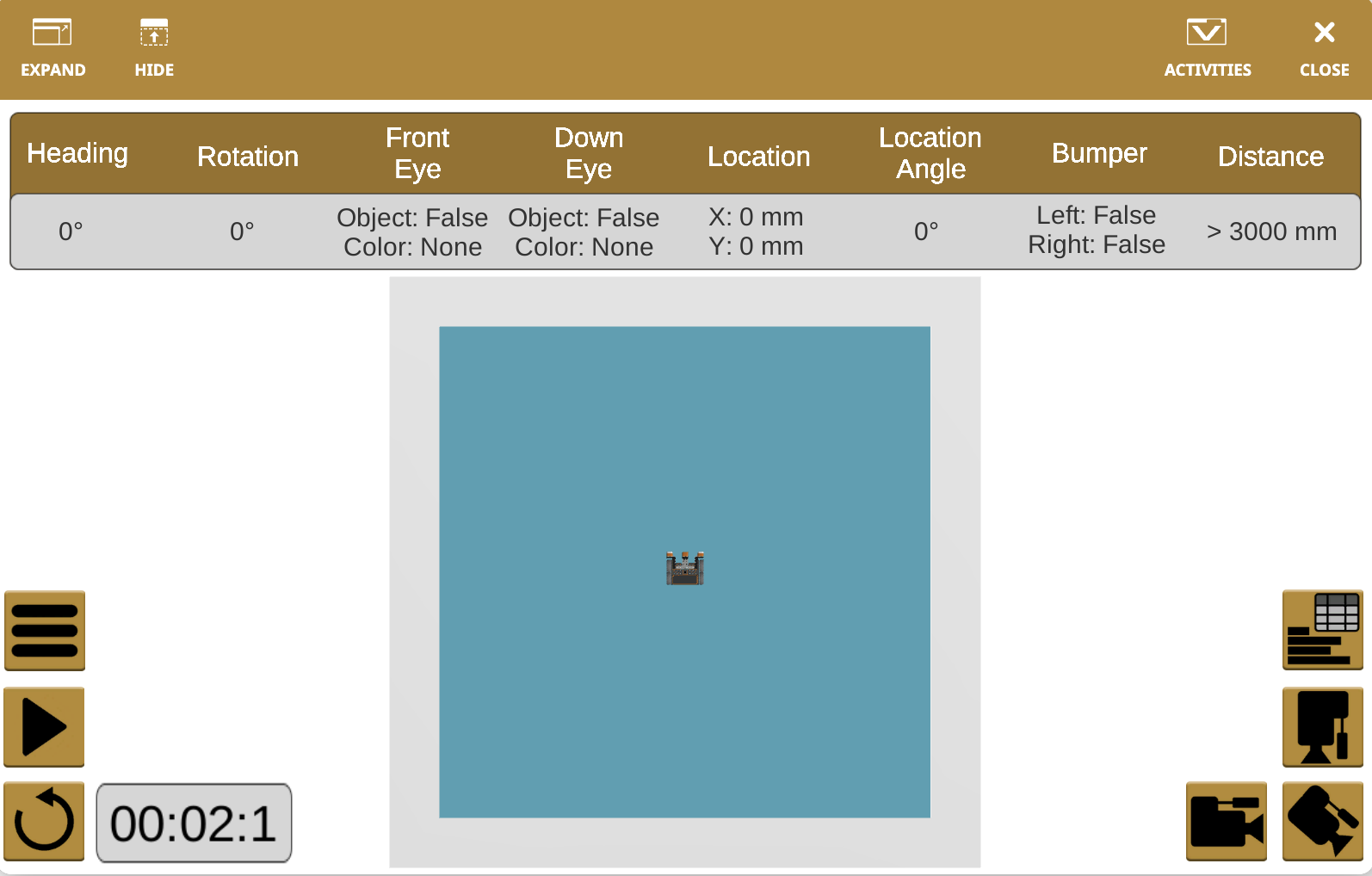 Ảnh chụp màn hình giao diện VEXcode VR giới thiệu các tính năng của robot, bao gồm mô hình robot ảo, khối mã hóa và các tùy chọn lập trình để người dùng tìm hiểu các khái niệm mã hóa trong môi trường mô phỏng.