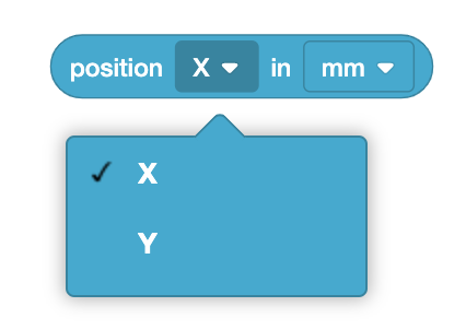 Diagrama, iliustruojanti pagrindines VEXcode VR roboto ypatybes, pabrėžiant jo virtualaus programavimo galimybes, blokų ir teksto kodavimo parinktis bei mokomąsias programas STEM mokymuisi.