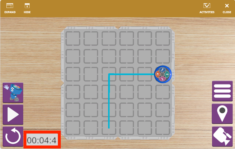 VEXcode VR 123 Playspace sąsajos ekrano kopija, kurioje demonstruojama blokų kodavimo aplinka virtualiam robotui programuoti, skirta palengvinti mokymąsi STEM ugdyme.