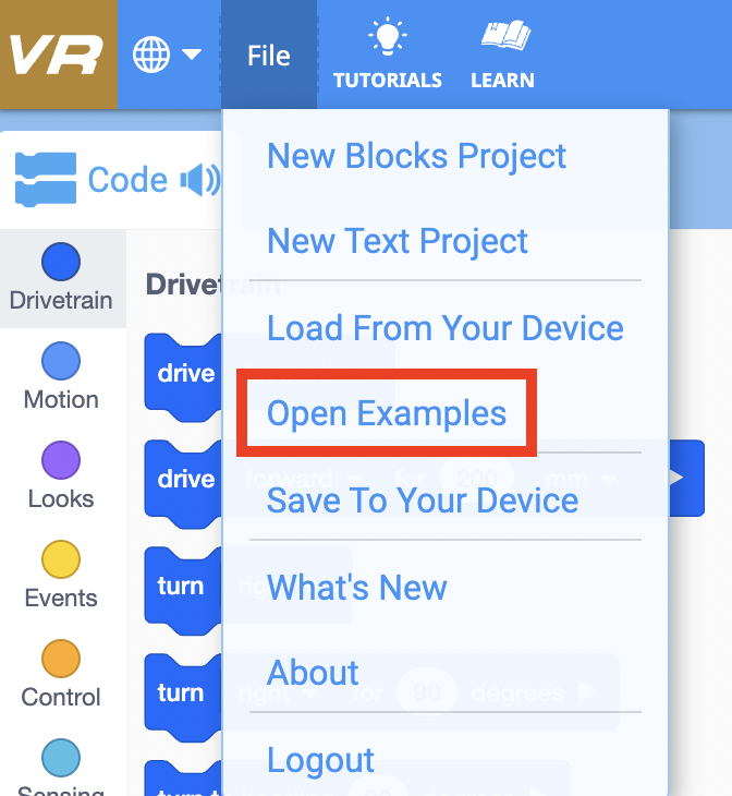 VEXcode VR ইন্টারফেসের স্ক্রিনশট মঙ্গল গণিত অভিযান GO প্রতিযোগিতা প্রদর্শন করে, ব্লক-ভিত্তিক কোডিং উপাদান এবং শিক্ষামূলক STEM শেখার জন্য ডিজাইন করা একটি ভার্চুয়াল রোবট পরিবেশ প্রদর্শন করে।