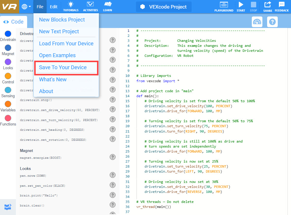 Capture d'écran de l'interface de programmation VEXcode VR montrant un espace de travail de codage basé sur des blocs, conçu pour enseigner les concepts de codage via la robotique virtuelle, dans le cadre de la section Tutoriels.