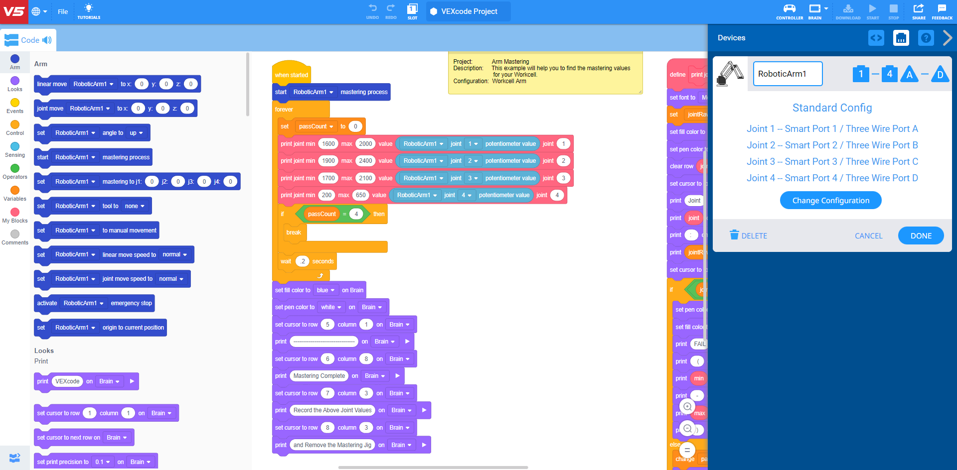 Diagram yang mengilustrasikan fitur utama perangkat lunak VEXcode untuk Pendidikan Karier dan Teknis, menyoroti alat pemrograman dan elemen antarmuka.