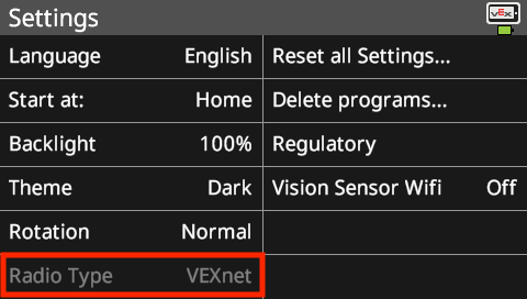 VEXnet वायरलेस संचार प्रणाली लोगो, V5 प्रतियोगिता रोबोट में रोबोट और नियंत्रक के बीच रिमोट कंट्रोल और डेटा ट्रांसमिशन को सक्षम करने के लिए उपयोग किया जाता है।