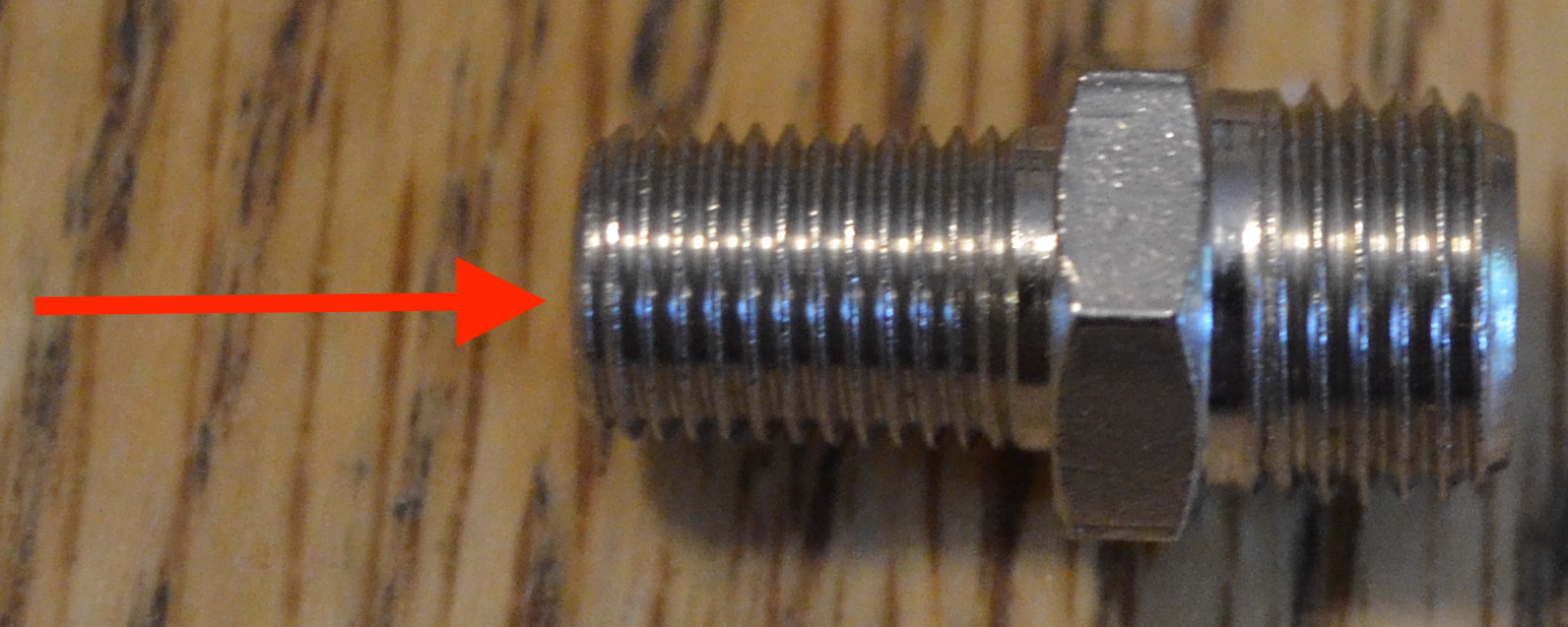 V5 റോബോട്ടിക്സിലെ ലെഗസി ന്യൂമാറ്റിക്സിന്റെ ഘടകങ്ങളും ലേഔട്ടും ചിത്രീകരിക്കുന്ന ഡയഗ്രം, വിവിധ ന്യൂമാറ്റിക് ഭാഗങ്ങളുടെ ക്രമീകരണവും കണക്ഷനുകളും പ്രദർശിപ്പിക്കുന്നു.