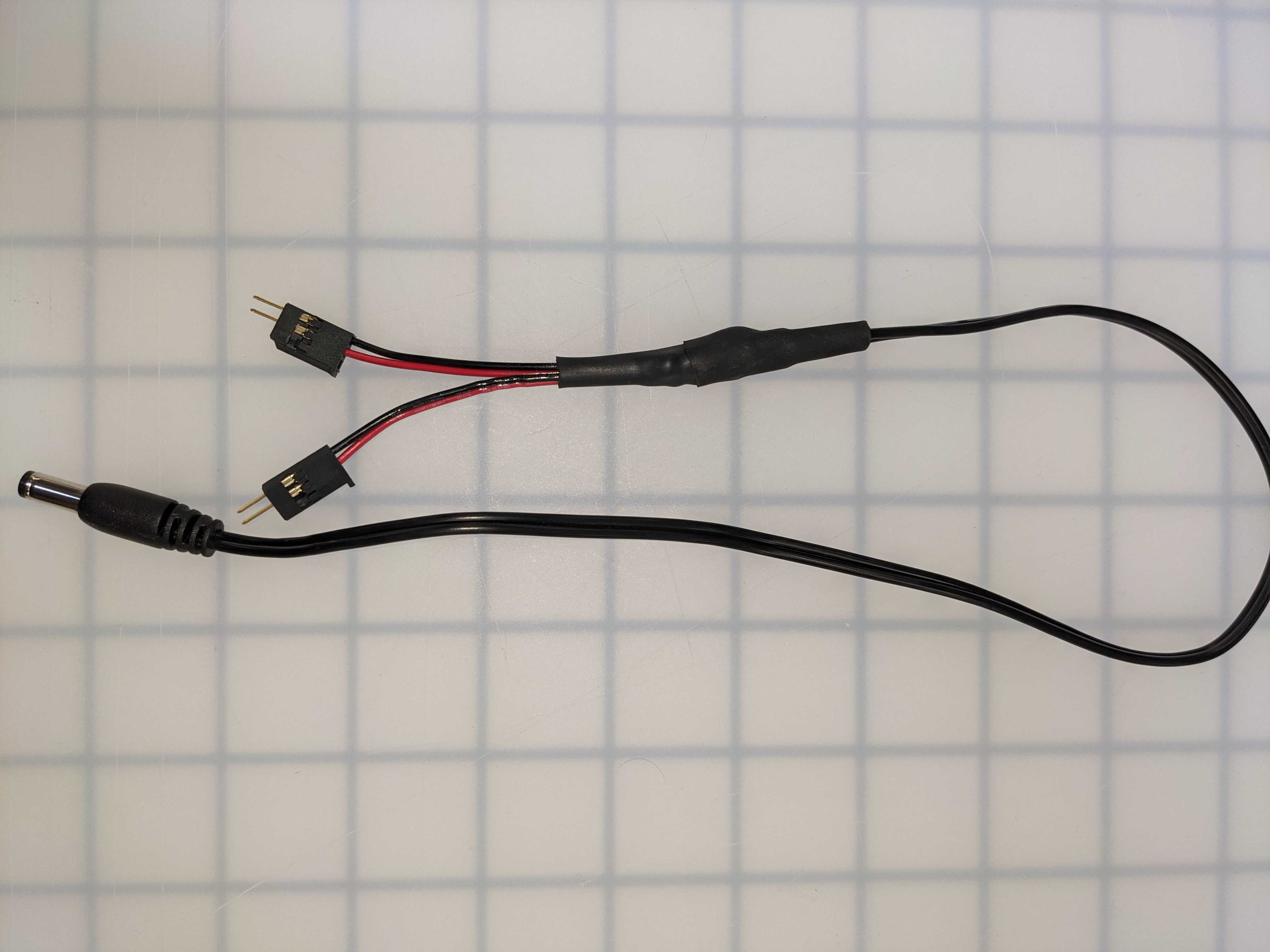 A VEX AI beállítási folyamatát bemutató diagram, amely részletezi az alkatrészeket és a csatlakozásokat a V5 robotikai rendszerek optimális konfigurációjához.