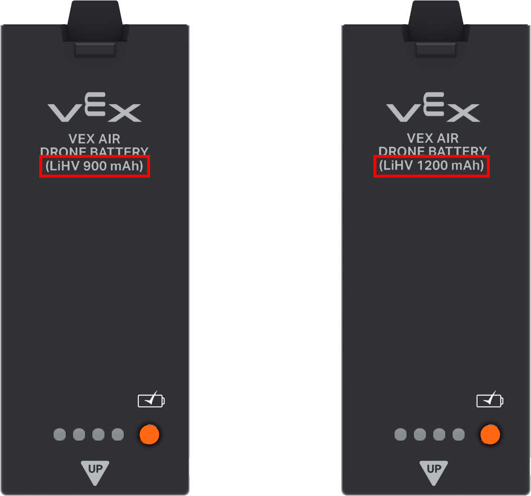 Zwei Batterien mit unterschiedlicher Leistungskapazität, ihre Kapazitätsbezeichnungen sind hervorgehoben. Auf einem Etikett steht LiHV 900 mAh, auf dem anderen LiHV 1200 mAh.