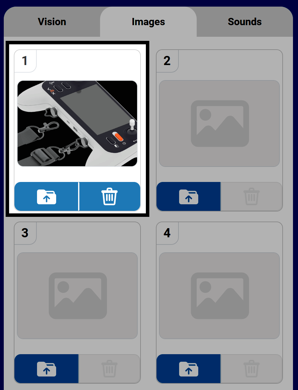 स्लॉट 1 के साथ छवियाँ टैब जिसमें VEX नियंत्रक छवि का पूर्वावलोकन होता है, और उसके नीचे दिखाई देने वाले अपलोड और डिलीट बटन होते हैं; अन्य स्लॉट खाली रहते हैं
