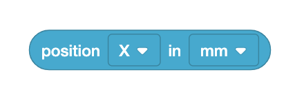 Diagram som illustrerar funktionerna hos VEXcode VR-roboten, med framhävning av dess kapacitet och komponenter i samband med en onlineprogrammeringsmiljö för att lära sig kodning och robotik.