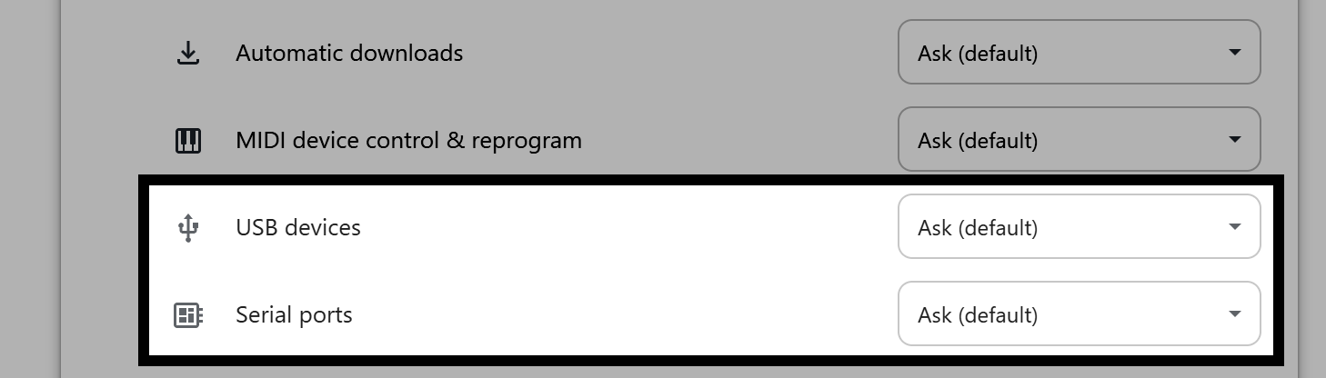 Im Browser-Einstellungsfeld werden die Berechtigungen für USB-Geräte und serielle Schnittstellen angezeigt, die auf „Fragen“ (Standardeinstellung) eingestellt sind.