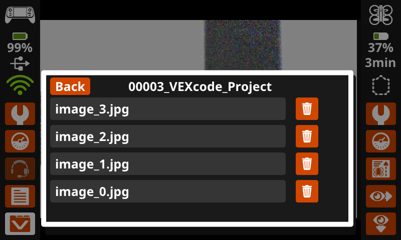 Dezelfde afbeelding als de vorige, met de bestanden voor de missiegegevens van het VEXcode-project vermeld. Rechts van elke bestandsnaam staat een prullenbakpictogram.