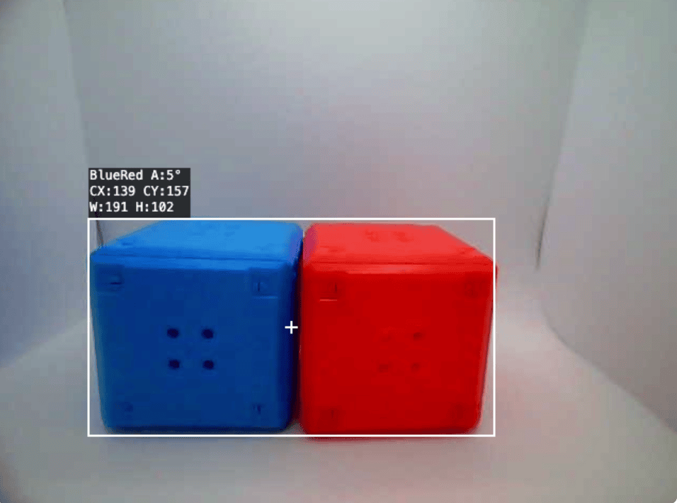 Um cubo de QI azul e um cubo de QI vermelho alinhados lado a lado.
